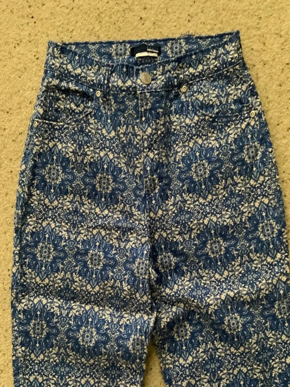 Basic Editions Vintage Womens Jeans, Sz 6, Blue Floral Medallion - Picture 2 of 6